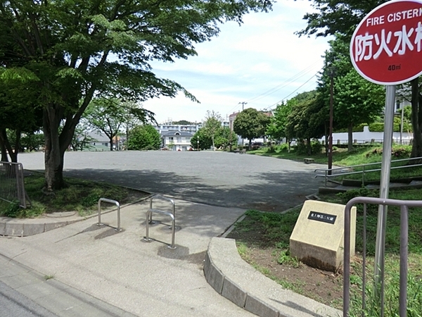横浜市栄区庄戸2丁目の中古一戸建て(東上郷第二公園)