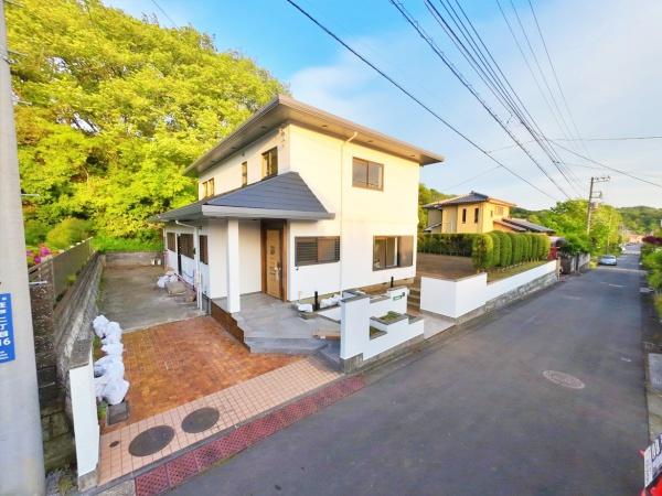 栄区中古戸建　LDK約30帖　3台駐車可　お庭　WIC