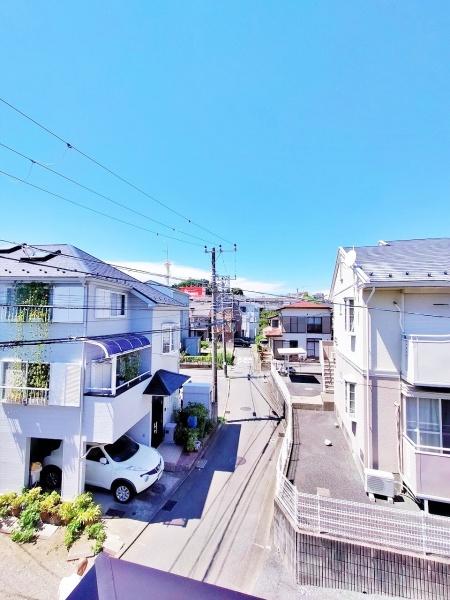 戸塚区新築戸建LDK20帖2台駐車可小学校徒8分