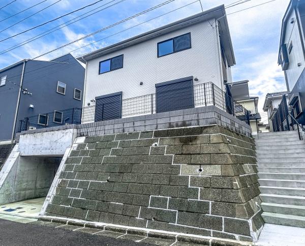 【A号棟】金沢区新築戸建地下車庫LDK21帖南BL