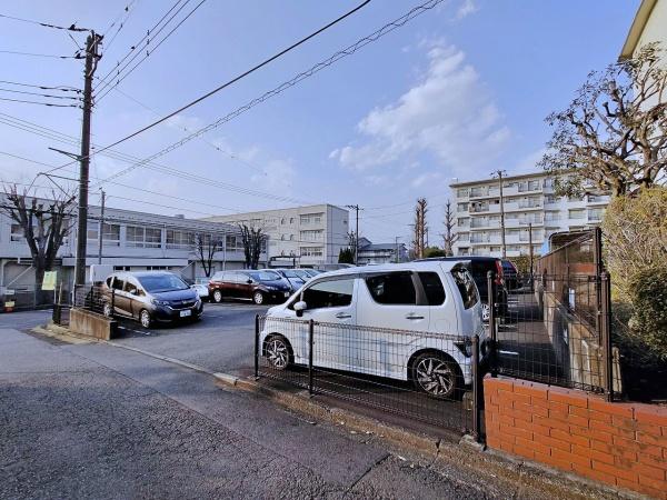 左近山団地３街区３号棟