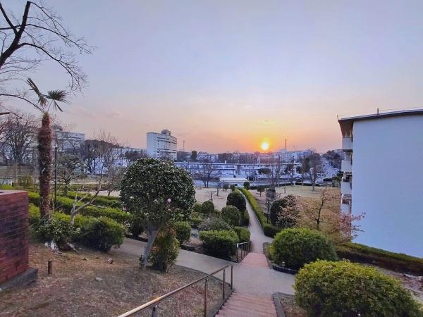 左近山団地３街区３号棟