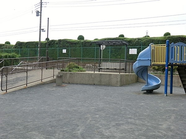 横浜市鶴見区梶山１丁目の土地(上末吉一丁目公園)