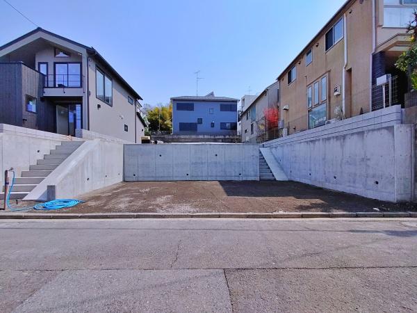横浜市鶴見区梶山１丁目の土地