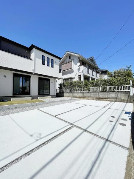 青葉区新築戸建　3台駐車可　床暖房　南道路　SIC
