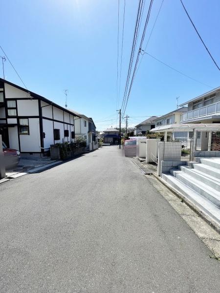 青葉区新築戸建　3台駐車可　床暖房　南道路　SIC