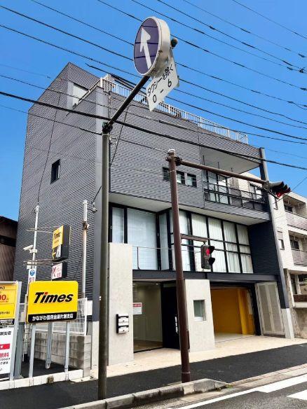 藤沢市新築戸建大型ガレージLDK31帖ウッドデッキ