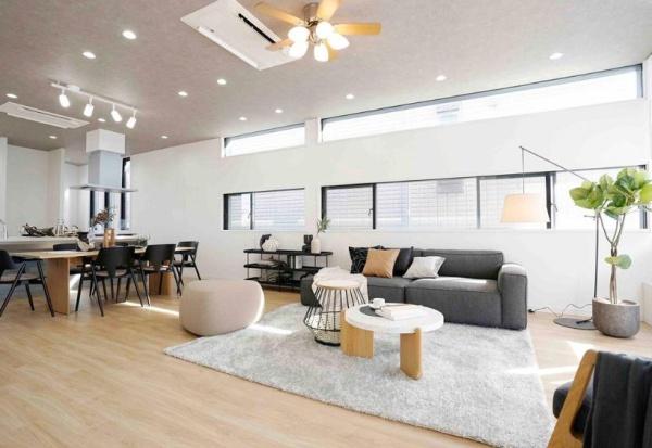 藤沢市新築戸建大型ガレージLDK31帖ウッドデッキ