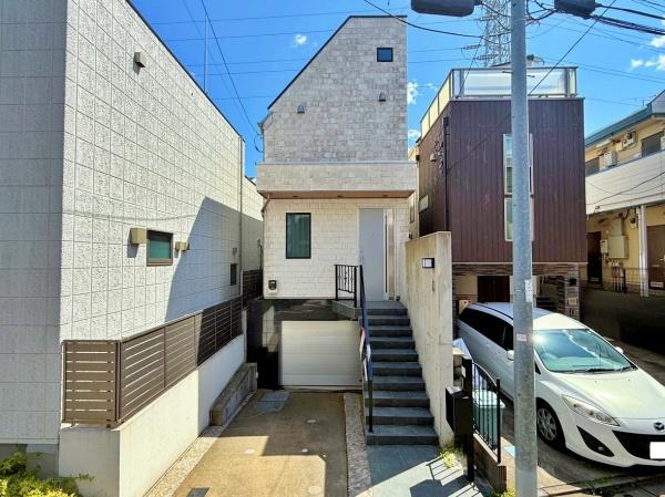 目黒区中古戸建駅徒8分2台駐車可リフォーム