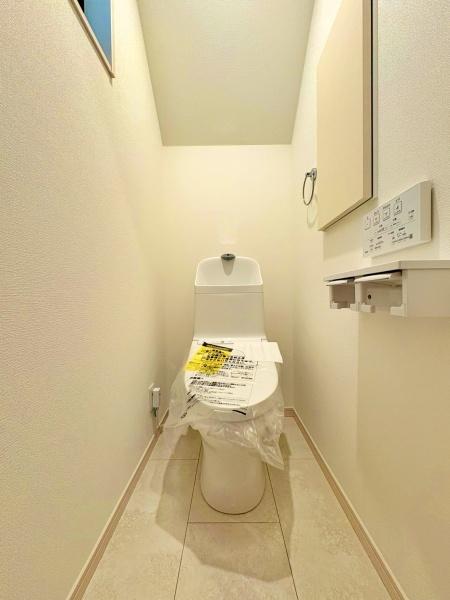 旭区新築戸建ビルトイン車庫LDK19帖駅歩5分(トイレ)