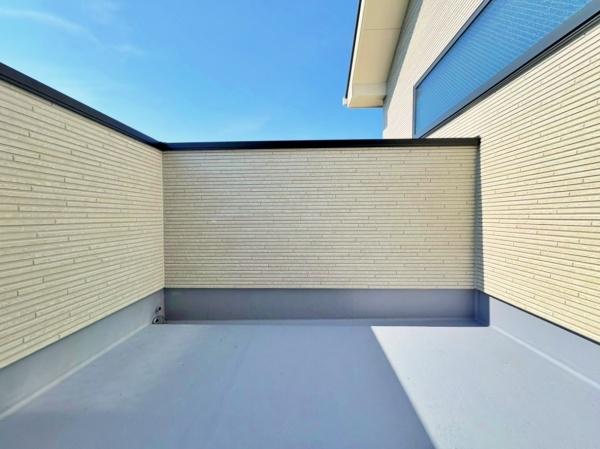 旭区新築戸建ビルトイン車庫LDK19帖駅歩5分(バルコニー)