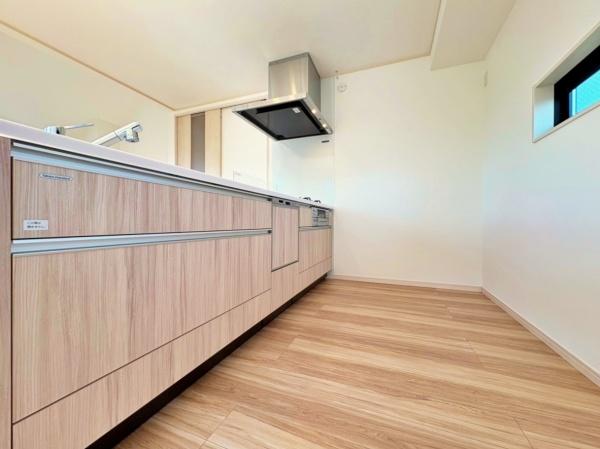 旭区新築戸建ビルトイン車庫LDK19帖駅歩5分(キッチン)