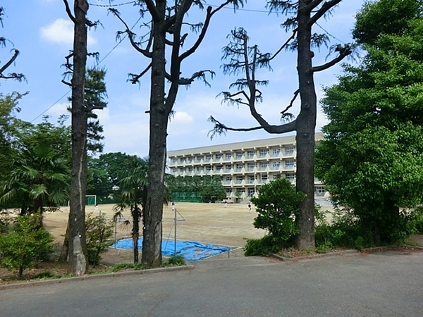 大田区東雪谷１丁目の中古一戸建て(大田区立大森第六中学校)