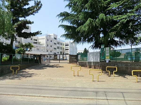 【2号棟】大和市新築戸建ビルトイン車庫リビング階段(大和市立柳橋小学校)