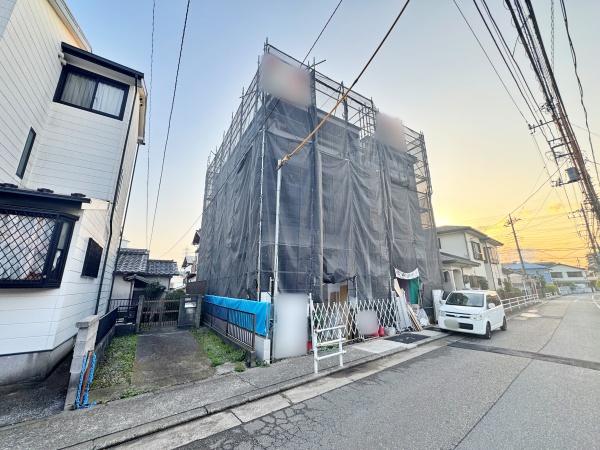 【2号棟】大和市新築戸建ビルトイン車庫リビング階段