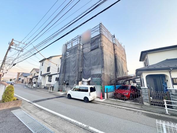 【2号棟】大和市新築戸建ビルトイン車庫リビング階段
