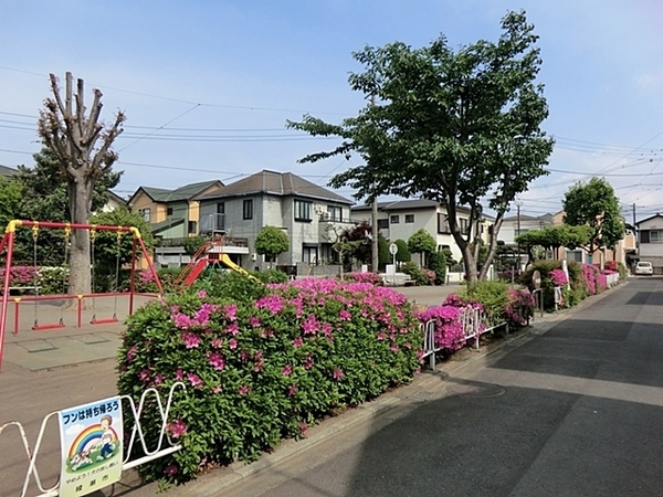 【2号棟】綾瀬市新築戸建2台駐車可WIC和室角地(中原公園)