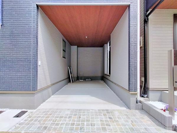 【1号棟】川崎市新築戸建対面キッチンビルトイン車庫
