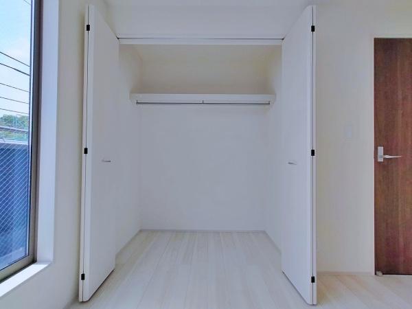 【2号棟】川崎市新築戸建対面キッチンビルトイン車庫
