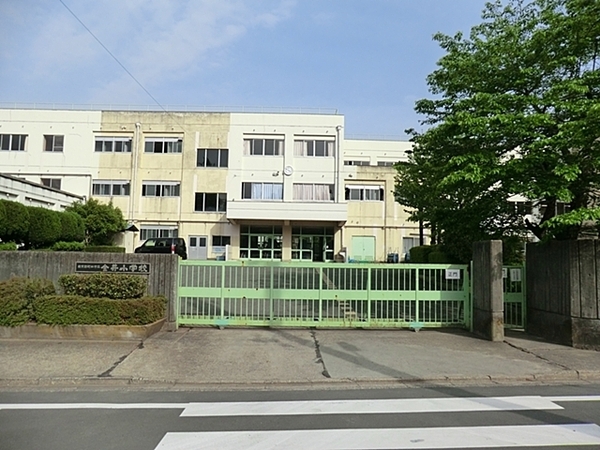 町田市本町田の中古一戸建て(町田市立金井小学校)