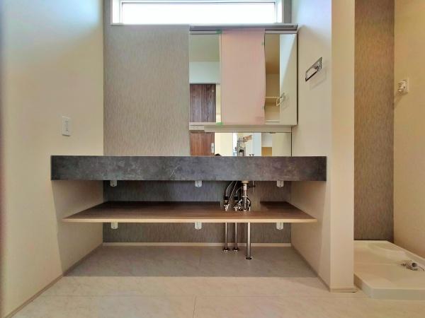 【1号棟】宮前区新築戸建　LDK22帖　ロフト　WIC
