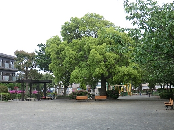 【2号棟】港南区新築戸建WIC和室ビルトイン車庫(東永谷桜台公園)