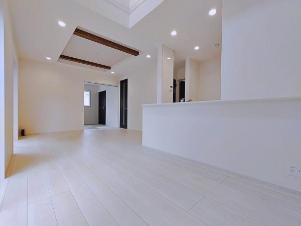 【1号棟】旭区新築戸建　床暖房　和室　吹抜け