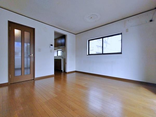 青葉区中古戸建　和室　小学校歩5分　南BL