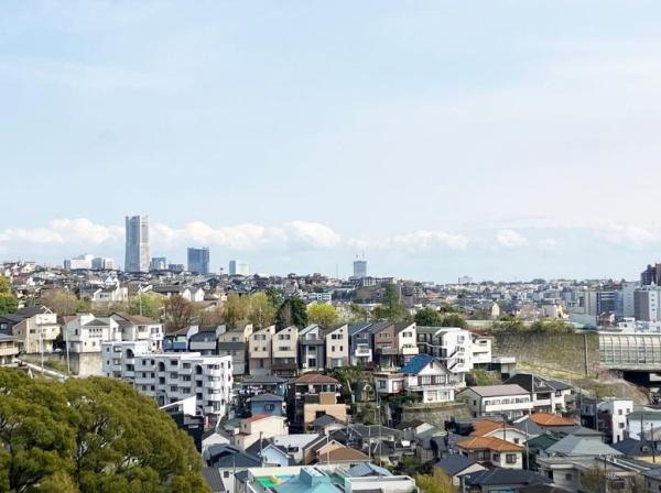 リブゼ横浜ビューステージ【最上階】【角部屋】
