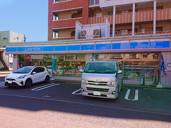 【1号棟】中区新築戸建 ビルトイン車庫 納戸(ローソン横浜磯子東町店)