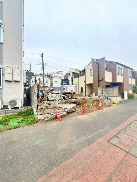 【2号棟】中区新築戸建　ビルトイン車庫　納戸
