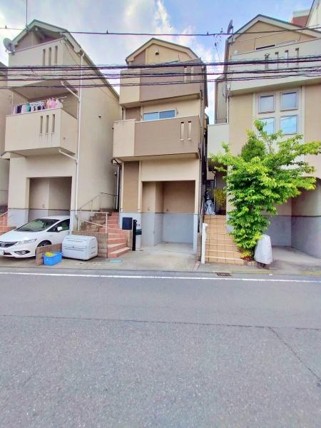 宮前区中古戸建　リフォーム〇　納戸　WIC　平坦