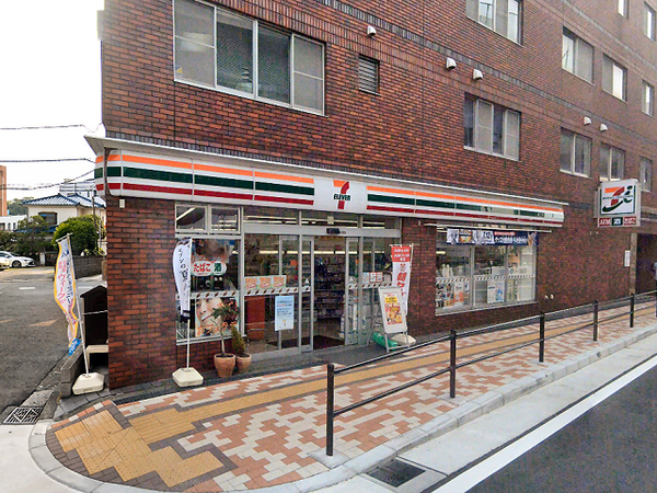 レイディアントシティ横濱カルティエ6【ペット〇】(セブンイレブン横浜金沢八景駅前店)