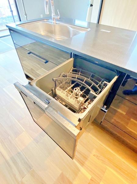 【16号棟】鶴見区新築戸建　ルーフバルコニー