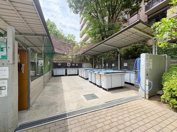港北ファミールハイツ８号棟