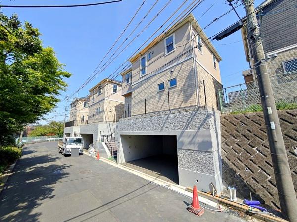横浜市神奈川区三枚町の中古一戸建て