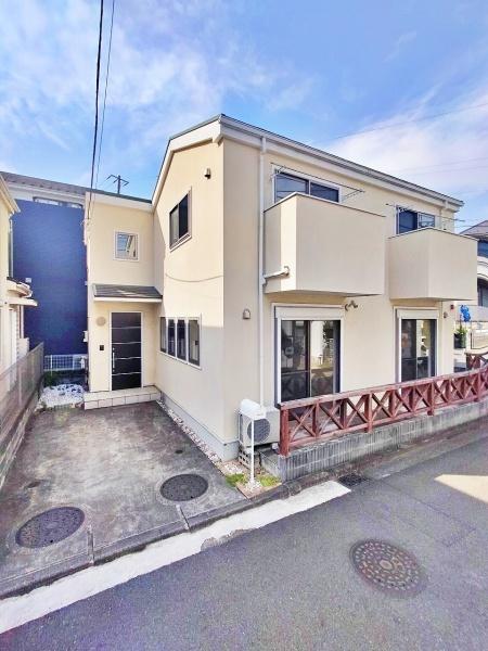 港北区中古戸建　LDK20帖　角地　対面キッチン　書斎