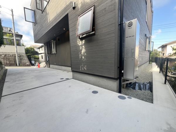 逗子市新築戸建角地WICLDK24帖WIC吹抜け
