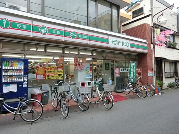 ナイスステージ川崎ブライトピア 専用庭 吹抜け(ローソンストア100川崎旭町店)