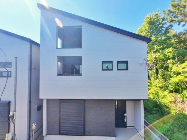 【3号棟】藤沢市新築戸建　LDK18帖　吹抜け　WIC