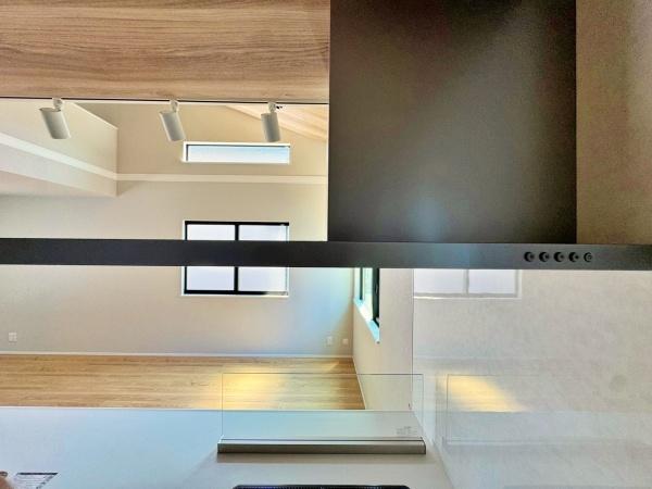 【4号棟】藤沢市新築戸建　LDK18帖　吹抜け　SIC