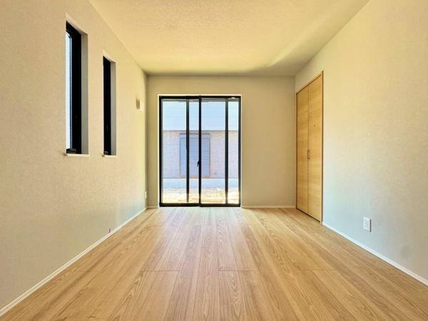 【4号棟】藤沢市新築戸建　LDK18帖　吹抜け　SIC