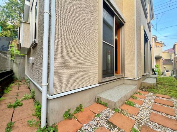 藤沢市西富１丁目の中古一戸建て