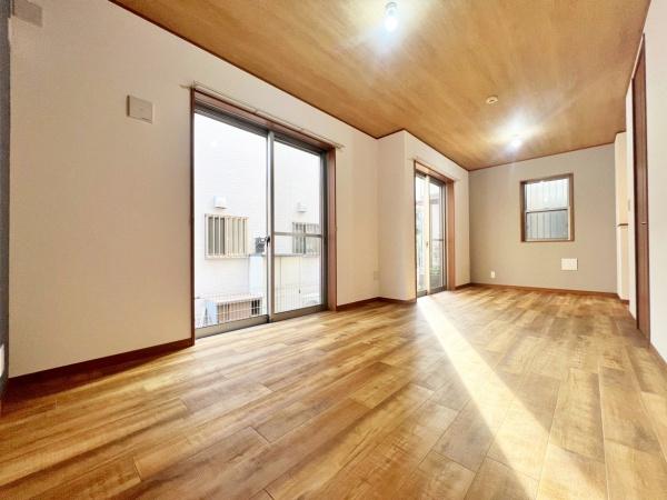藤沢市中古戸建2台駐車可WICリフォーム