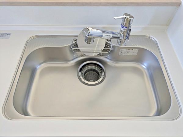川崎市新築戸建2台駐車可床暖房LDK20帖WIC