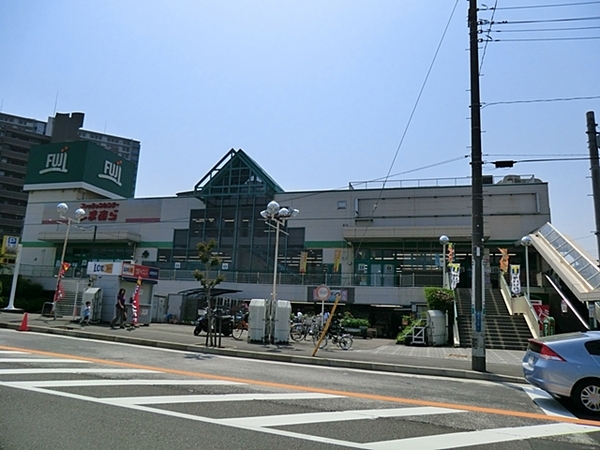 藤沢市本藤沢2丁目の土地(FUJI善行店)