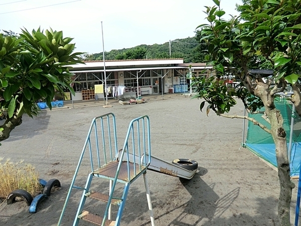 藤沢市本藤沢2丁目の土地(藤沢市役所明治保育園)