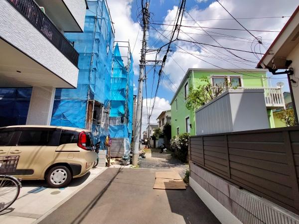 南区新築戸建　ビルトイン車庫　WIC