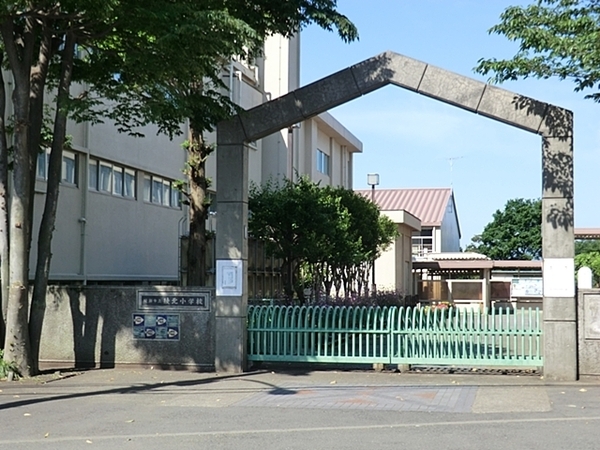 【3号棟】綾瀬市新築戸建WIC屋上(綾瀬市立綾北小学校)