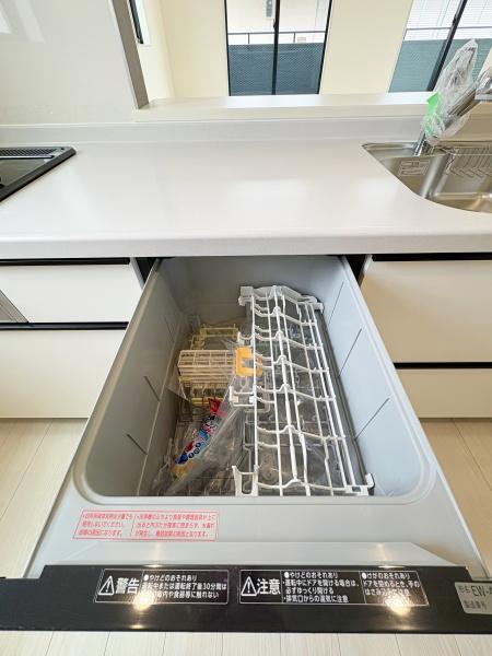 【1号棟】泉区新築戸建ビルトイン車庫駅徒10分